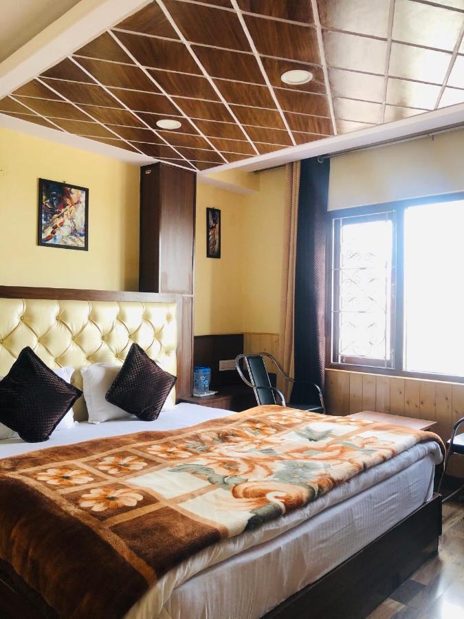 Valley Crown B&B Шимла Экстерьер фото