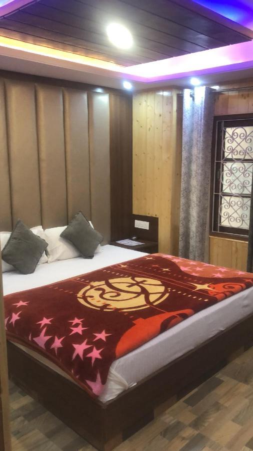 Valley Crown B&B Шимла Экстерьер фото